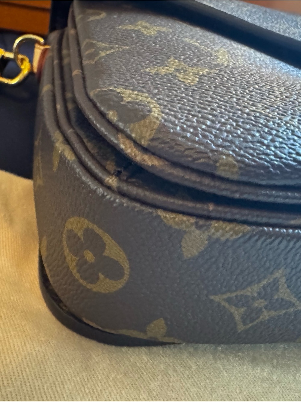 Louis Vuitton Brown Monogram Pochette Metis Shoulder Bag - Picture 6 of 15